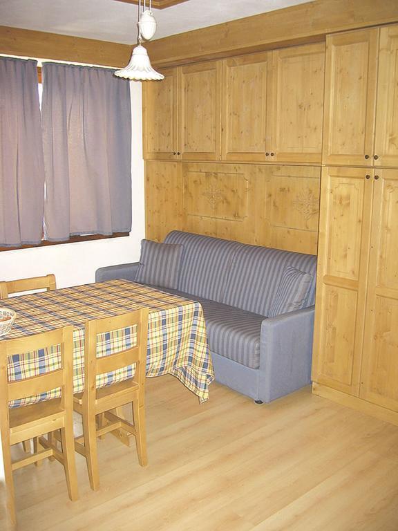 Cornostella Apartment Foppolo Ruang foto